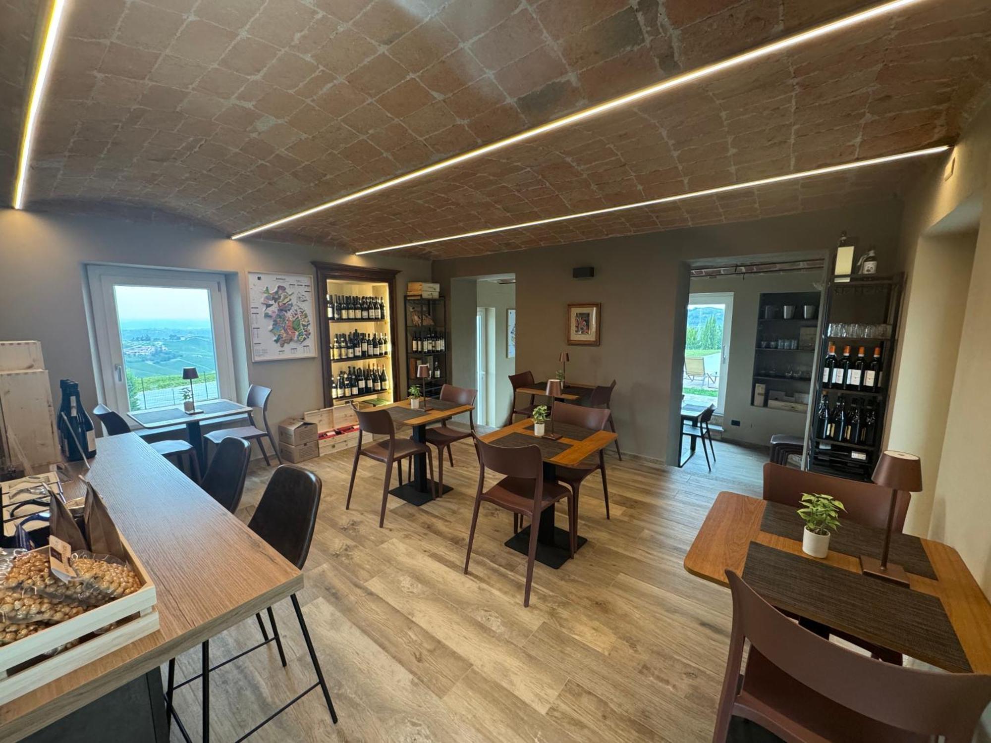 Villa Barbero Alba Langhe Mango Luaran gambar
