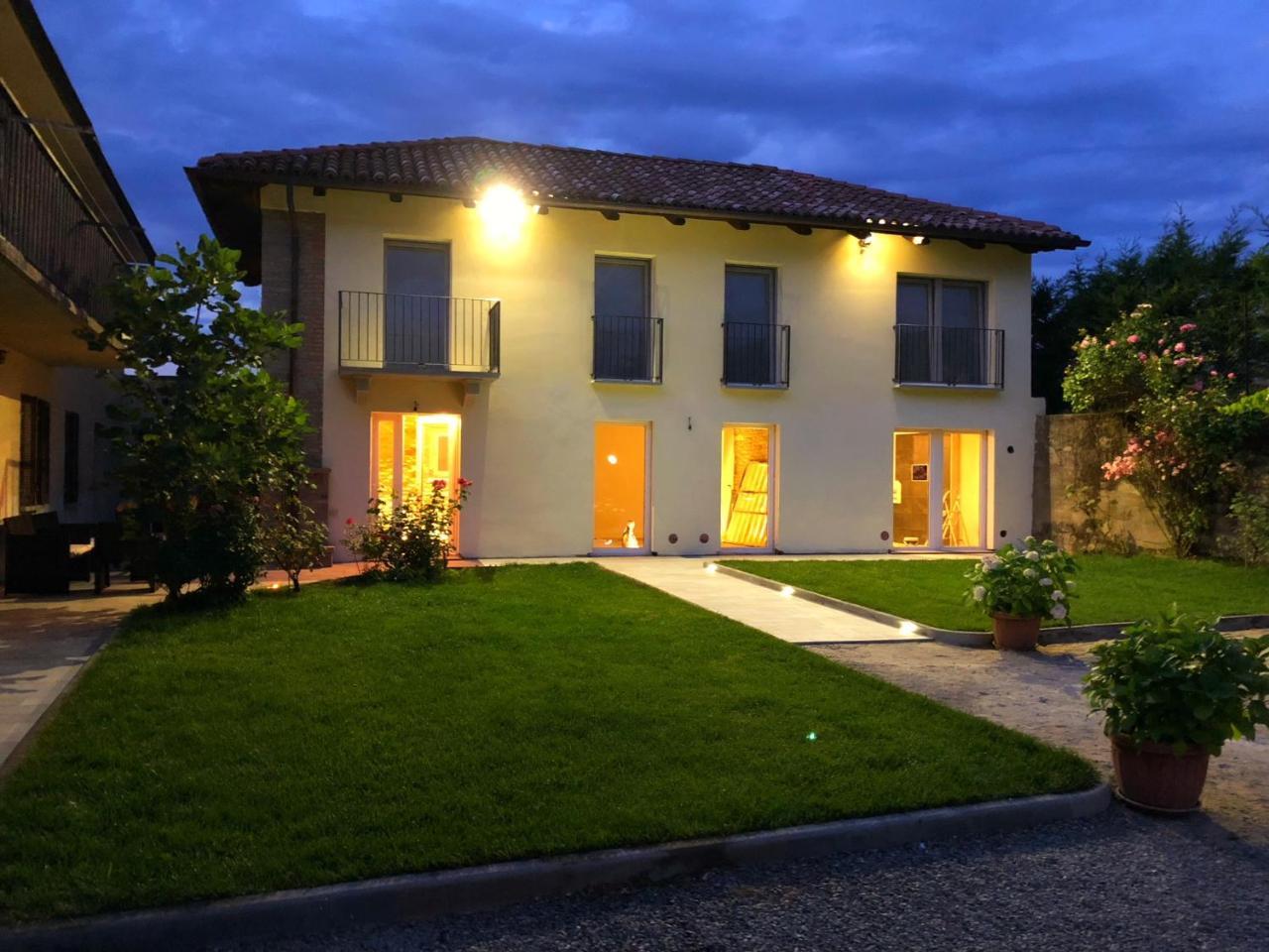 Villa Barbero Alba Langhe Mango Luaran gambar